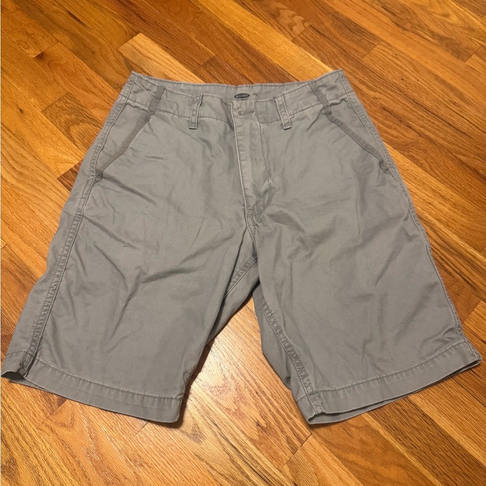 🎂 Old Navy Gray Flat Front Shorts Casual Style